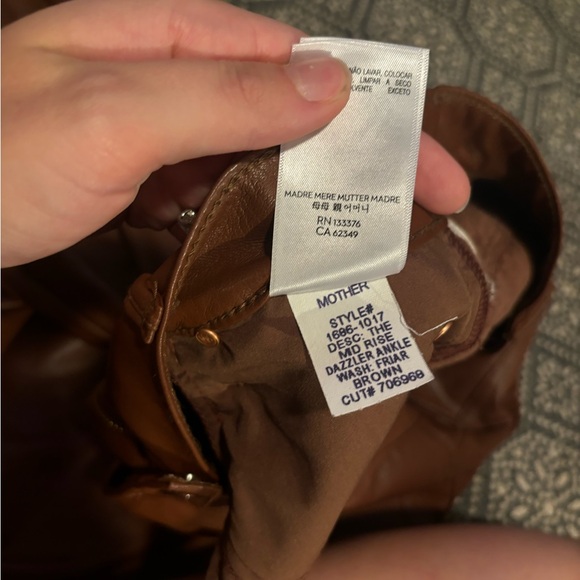 Mother Mid Rise Dazzler Ankle Faux Leather - Picture 4 of 16